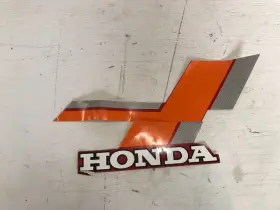 87123-vm3-000 Honda A5b Atc 200 M 1984 R Fuel Tank Emblem