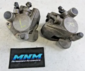 43080-5124 Kawasaki 99-02 Prairie Kvf300 Genuine Front Disc Brake Lh / Rh Pad Caliper Set