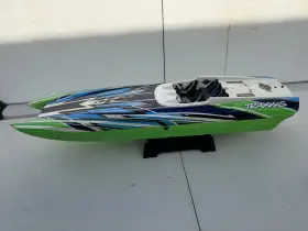 Traxxas Tra570464grnr Dcb M41 Widebody 40 Inch Catamaran High Performance 6s Race Boat Read