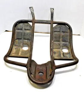 1yw-2219x-01-00 Yamaha 1990 Moto 4 350 Rear Cover Hitch Oem#